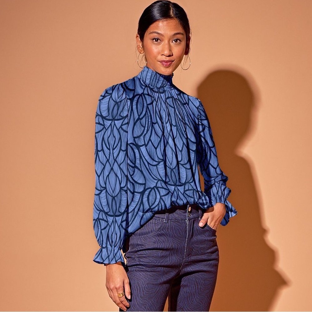 Tucker NYC Stella Top Cornflower Nouveau Lace